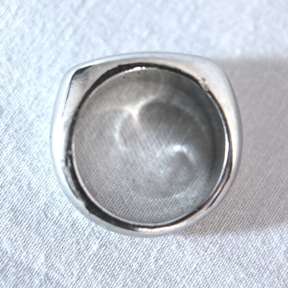 Silver Tone Smooth Polished Ring Size 8 - Picture 4 of 7